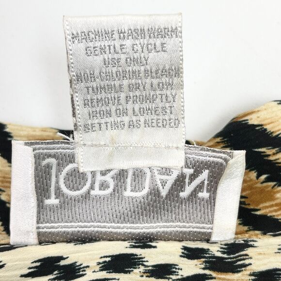 Jordan‎ Animal Print Blouse Womens Medium Mobwife Retro Safari Classic Roll Tab - Picture 7 of 8